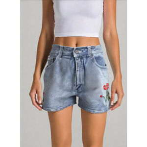 RVT Womens Blue Denim Shorts Sz 11/12 Red Floral Detail 100% Cotton Cottagecore